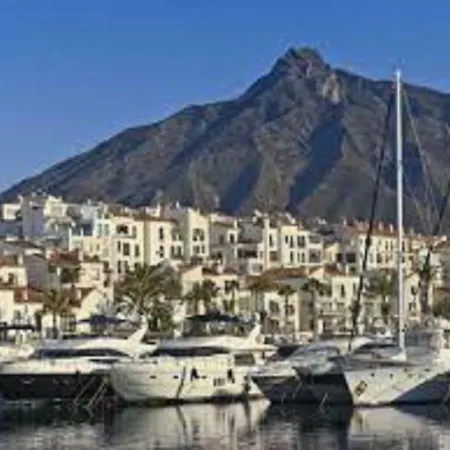 Villa Acacias Marbella
